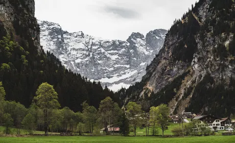 Alpine Village 4K Wallpaper · travel · 3840×2350