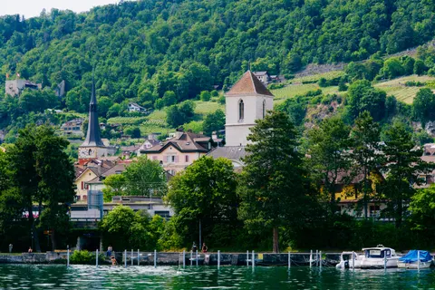 Alpine Village 4K Wallpaper · travel · 3840×2558