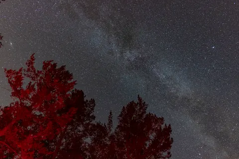 Papel de parede Via Láctea céu noturno 4K · space · 3840×2560