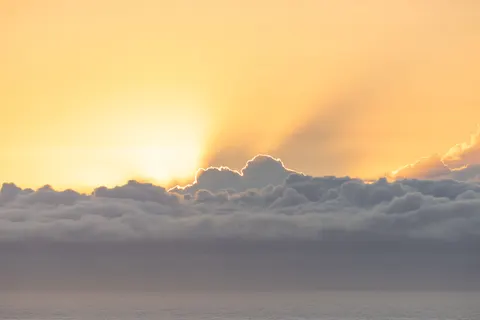 극적인 하늘 4K 배경화면 · nature · 3840×2561