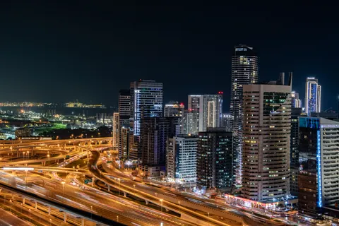 Обои Ночной город 4K · city · 3840×2560