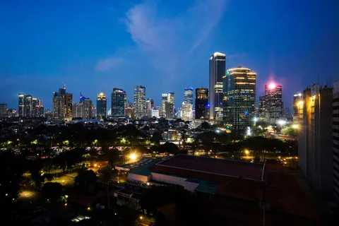 City Skyline at Night 4K Wallpaper · city · 3840×2563
