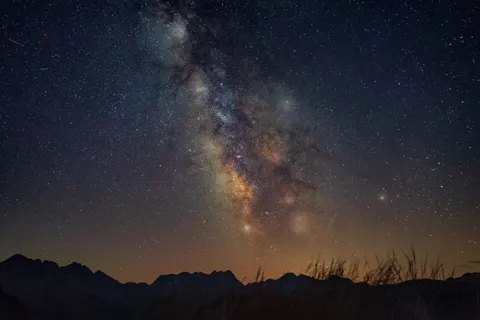 银河 4K壁纸 · space · 3840×2560