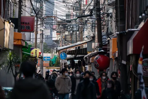 Neon City Street 4K Wallpaper · city · 3840×2560