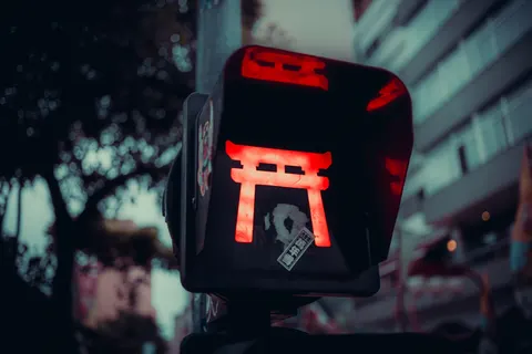 Neon City Street 4K Wallpaper · city · 3840×2560
