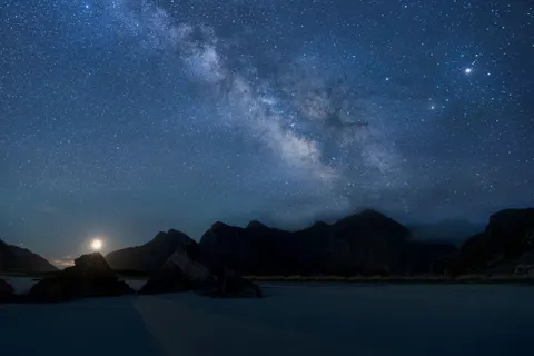والپیپر کهکشان راه شیری با کیفیت 4K · space · 3840×2561