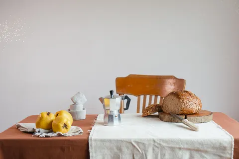 मेज़ पर स्थिर जीवन 4K वॉलपेपर · food · 3840×2560