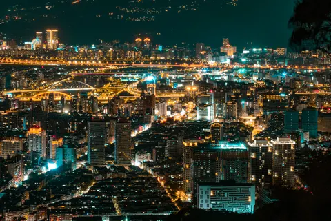Stadt-Luftaufnahme 4K Hintergrundbild · city · 3840×2561