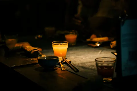 Table Still Life 4K Wallpaper · food · 3840×2560
