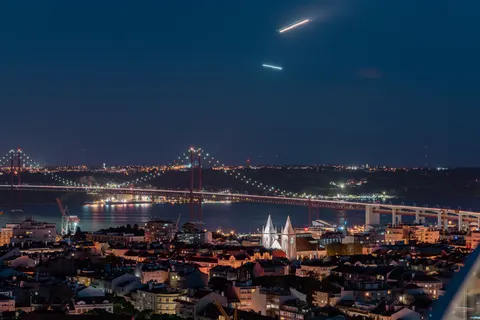 خلفية المدينة من الجو بدقة 4K · city · 3840×2560