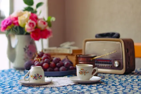 मेज़ पर स्थिर जीवन 4K वॉलपेपर · food · 3840×2560