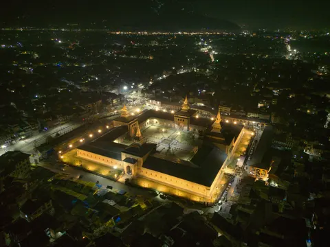 خلفية المدينة من الجو بدقة 4K · city · 3840×2880