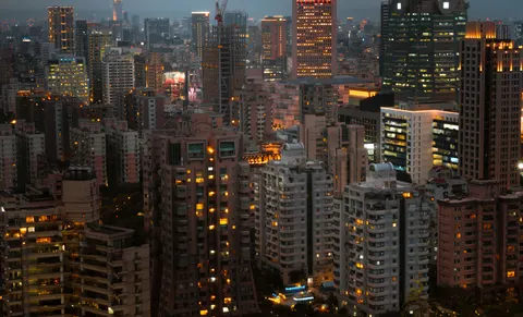 خلفية المدينة من الجو بدقة 4K · city · 3840×2330