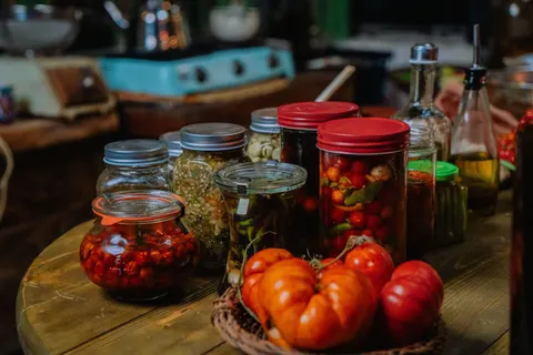 मेज़ पर स्थिर जीवन 4K वॉलपेपर · food · 3840×2560