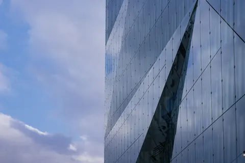 Skyscraper 4K Wallpaper · city · 3840×2560
