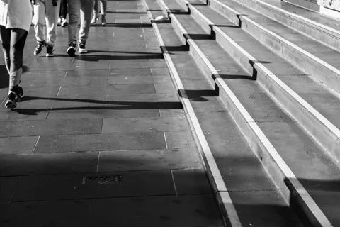 Monochrome Street 4K Wallpaper · city · 3840×2560