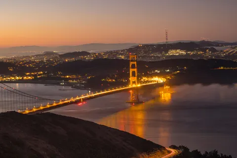 City Bridge 4K Wallpaper · city · 3840×2557