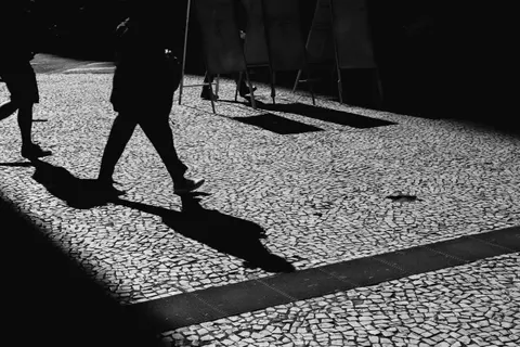 Monochrome Street 4K Wallpaper · city · 3840×2560