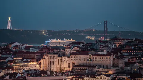 Fondo de pantalla Puente de ciudad 4K · city · 3840×2160