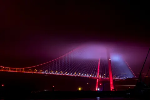 City Bridge 4K Wallpaper · city · 3840×2560