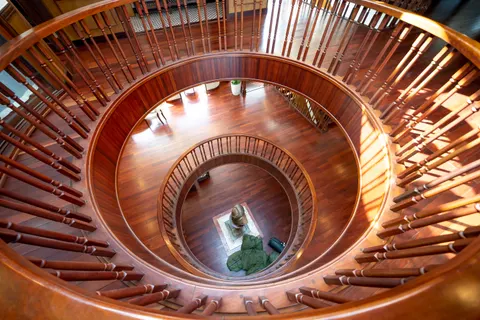 Wendeltreppe 4K Hintergrundbild · architecture · 3840×2560