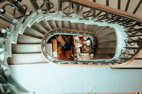Spiral Staircase 4K Wallpaper · architecture · 3840×2560