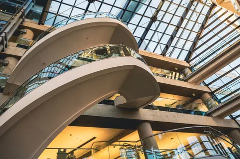 Wendeltreppe 4K Hintergrundbild · architecture · 3840×2555