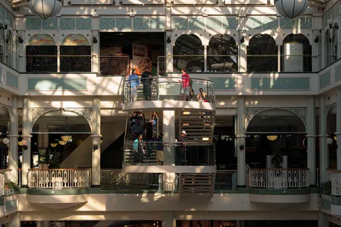 Wendeltreppe 4K Hintergrundbild · architecture · 3840×2560