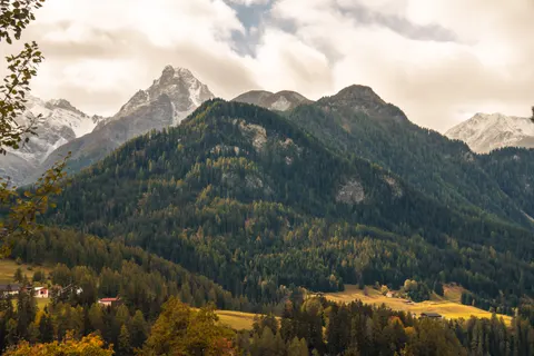 Hình nền Núi Non Mùa Thu 4K · autumn · 3840×2560