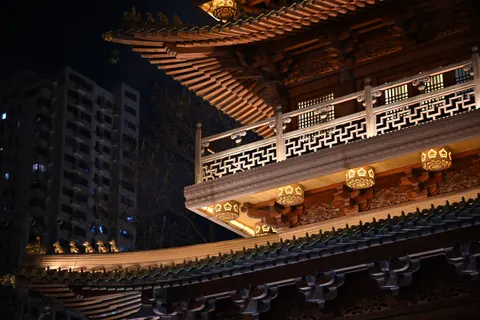 Ancient Temple 4K Wallpaper · architecture · 3840×2560