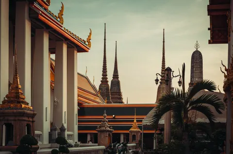 Alter Tempel 4K Hintergrundbild · architecture · 3840×2555
