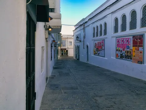 Papel de parede Rua da cidade velha 4K · architecture · 3840×2880