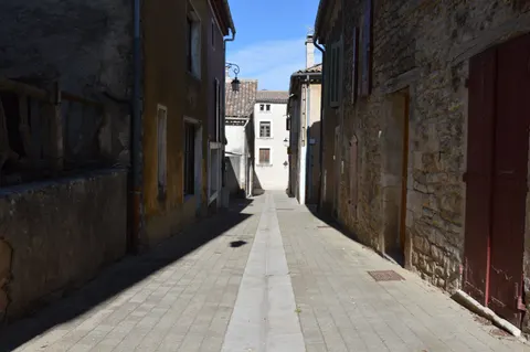 Fondo de pantalla Calle del casco antiguo 4K · architecture · 3840×2553
