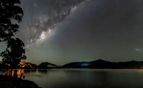 银河 4K壁纸 · space · 3840×2367