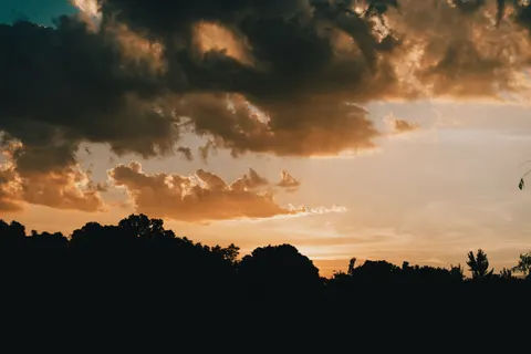 Fondo de pantalla Atardecer dorado 4K · sunset · 3840×2560