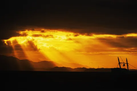 Fondo de pantalla Atardecer dorado 4K · sunset · 3840×2560