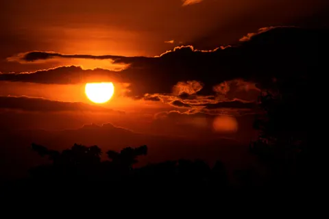 Fondo de pantalla Atardecer dorado 4K · sunset · 3840×2560