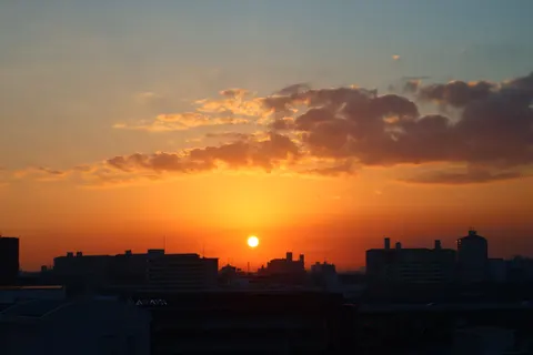 والپیپر غروب طلایی با کیفیت 4K · sunset · 3840×2560