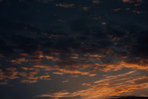 والپیپر غروب طلایی با کیفیت 4K · sunset · 3840×2560