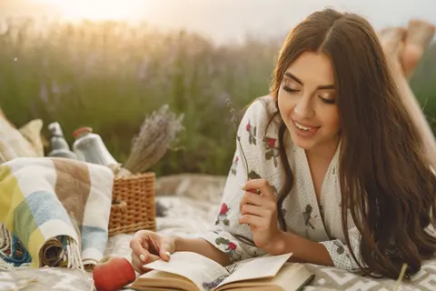 خلفية حقل الخزامى بدقة 4K · flowers · 3840×2560