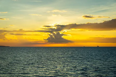 Fondo de pantalla Horizonte al Atardecer 4K · sunset · 3840×2560
