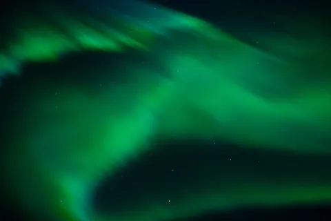 Fondo de pantalla Luces del Norte 4K · space · 3840×2560