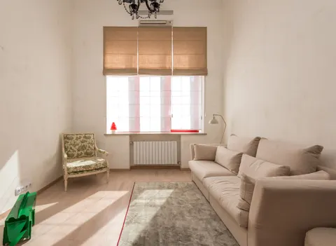 Fondo de pantalla Habitación con Luz Solar 4K · minimal · 3840×2812