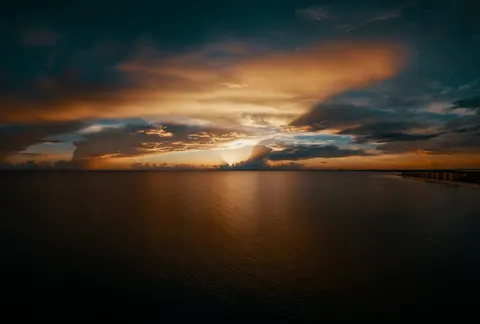 日落地平线 4K壁纸 · sunset · 3840×2593