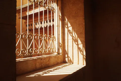 Sfondo Luce dalla Finestra 4K · minimal · 3840×2560