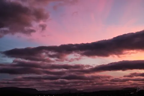والپیپر غروب صورتی با کیفیت 4K · sunset · 3840×2560
