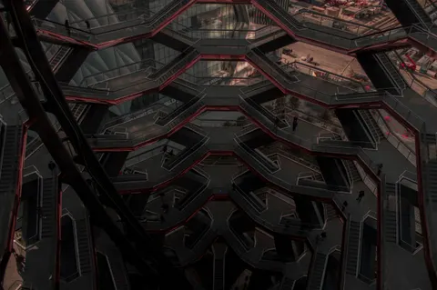 Tapeta Spiralne Schody 4K · architecture · 3840×2553