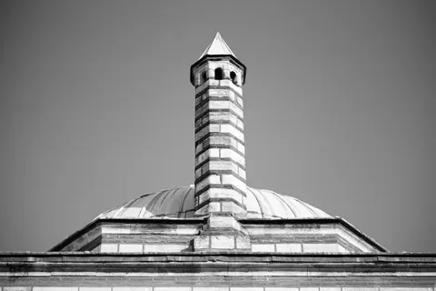 Spiral Merdiven 4K Duvar Kağıdı · architecture · 3840×2560