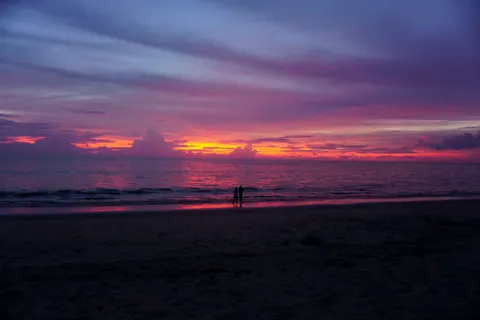 والپیپر غروب صورتی با کیفیت 4K · sunset · 3840×2560