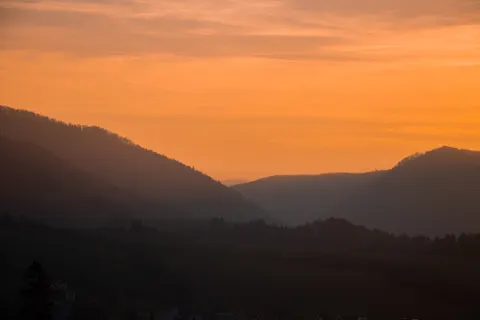 Tapeta Góry o Zachodzie Słońca 4K · sunset · 3840×2560